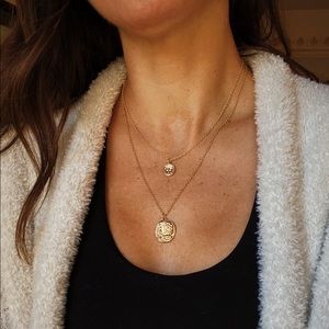 Gold Coin Layering Necklace Set